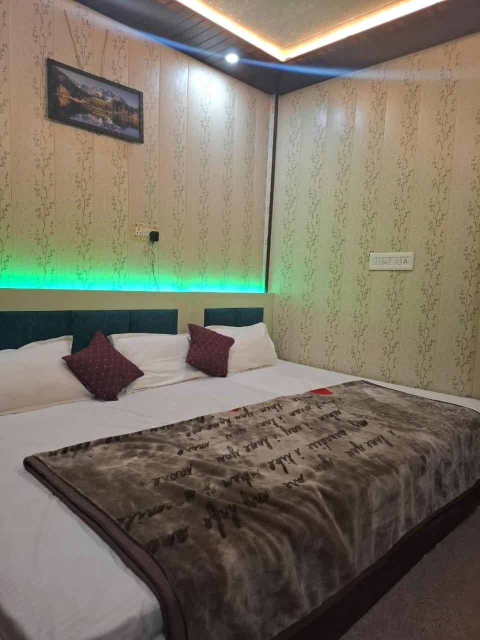 Hotel Sgh Subhadra Guest House Ayodhya Exterior foto
