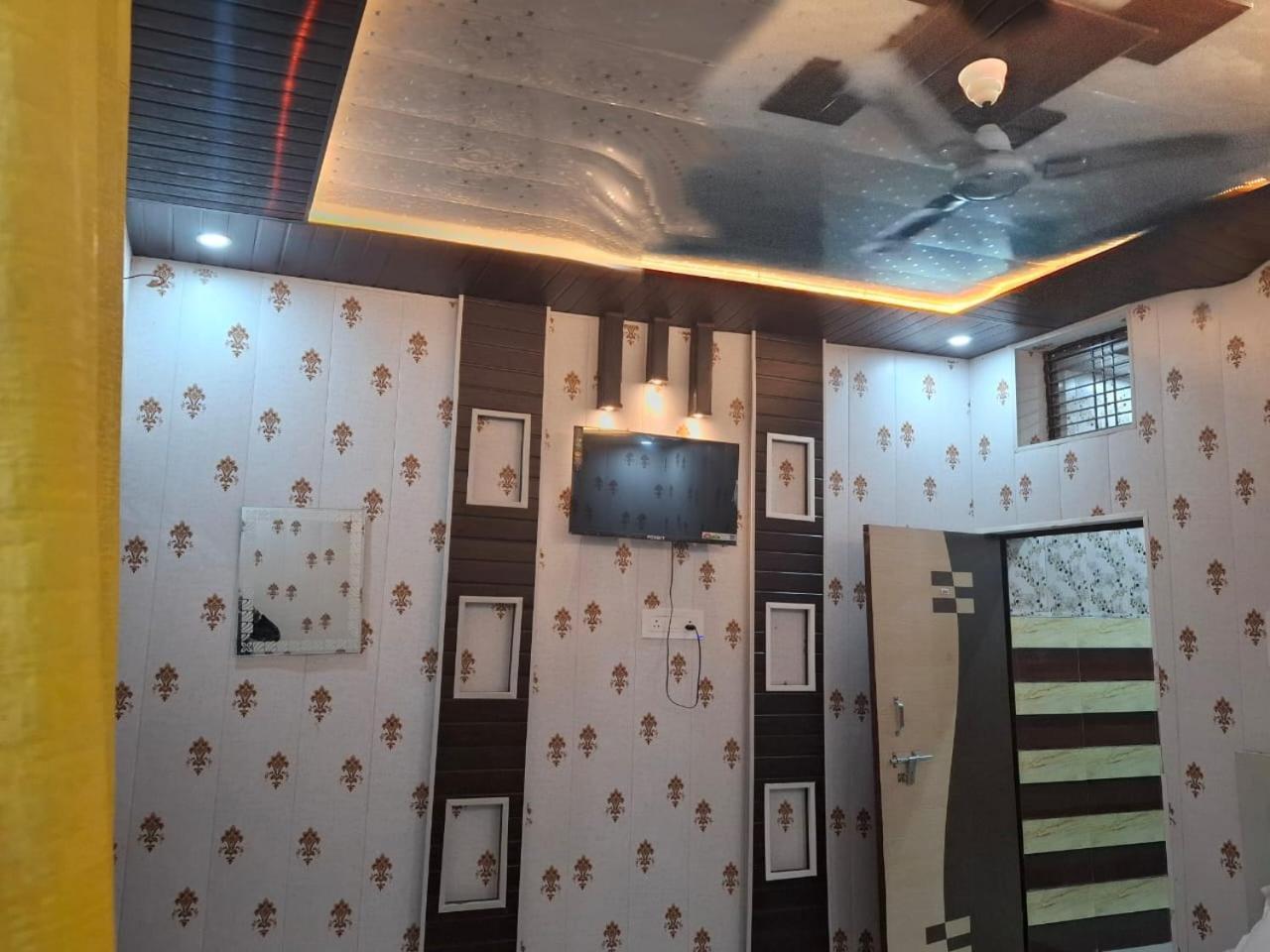 Hotel Sgh Subhadra Guest House Ayodhya Exterior foto
